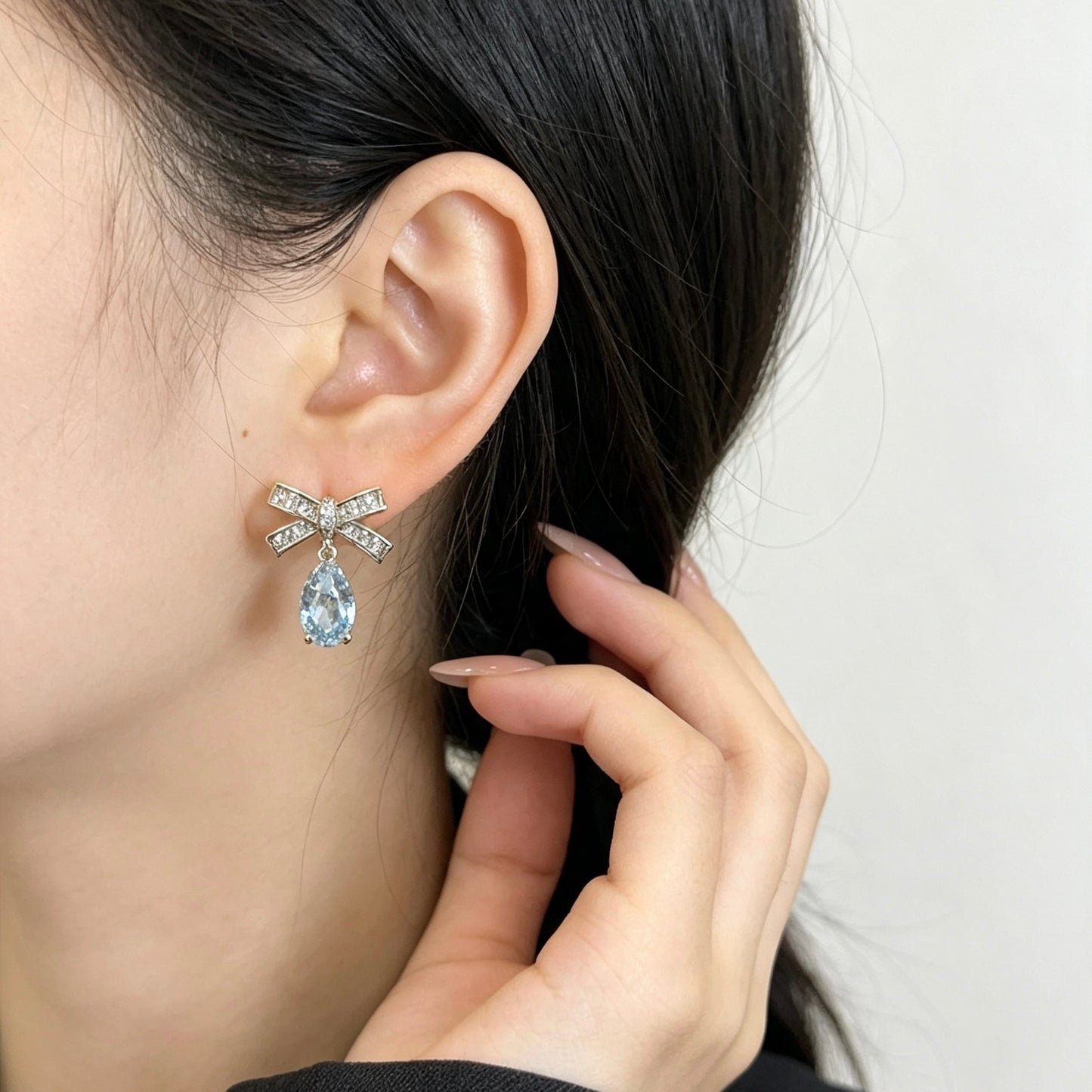 S925 Sterling Silver Blue Ice-Cut Earring | Certified