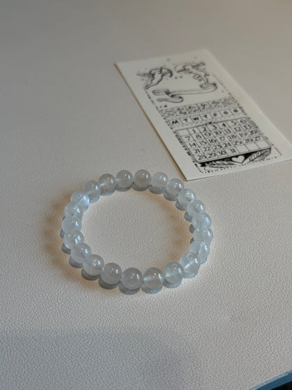 Moonlight Glow | Natural Creamy Blue Moonstone Bracelet