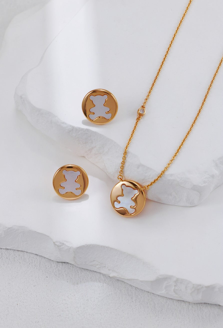 【Premium Quality】S925 Silver Bear Necklace with White Shell