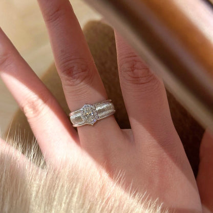 Vintage Oval Crystal Statement Ring