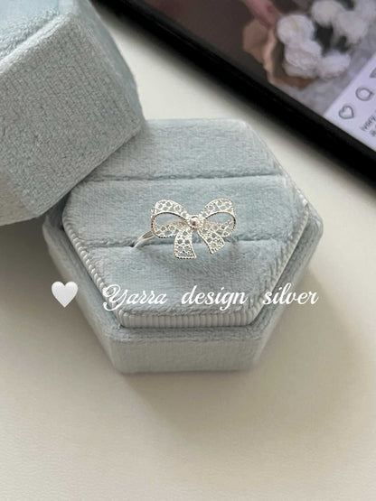 Girly lace bow ring