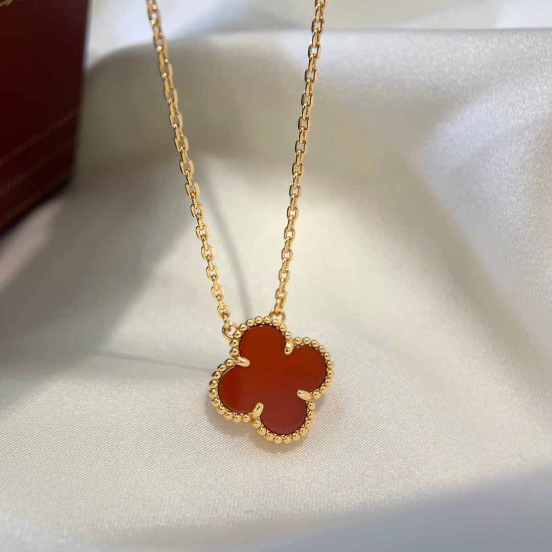 Four-Leaf Clover Necklace | Elegant Everyday Charm