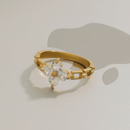 Clover elegant ring