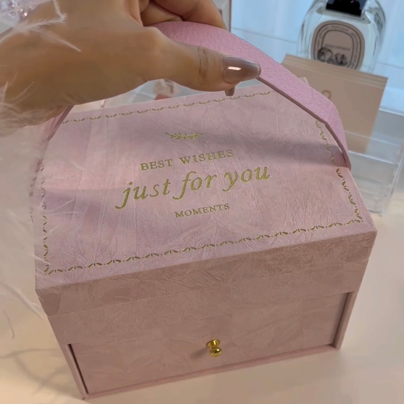 Upgrade to Gift Box